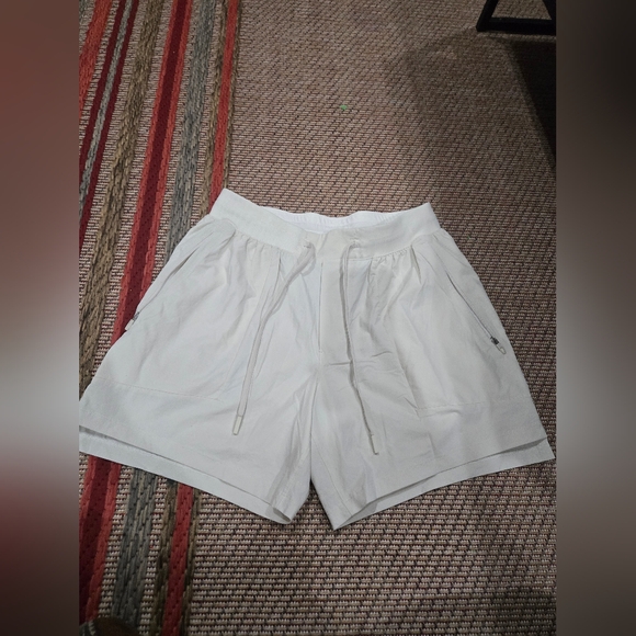 Lululemon License to Train Linerless Shorts 5”, Small, - Picture 1 of 7